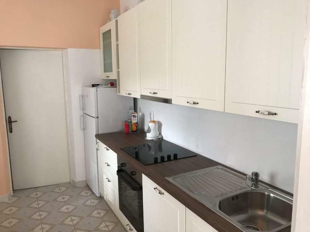 Apartmani Rija 3 Pag Town Exterior foto